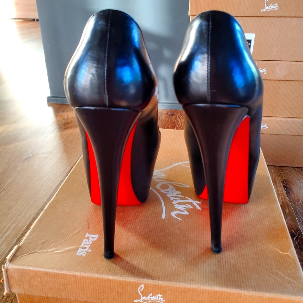 Christian Louboutin Daffodile 160 KID Red Sole Heels/Pumps in Black size 37.5